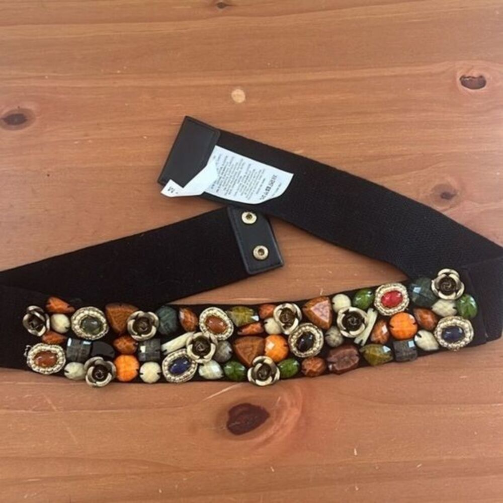 Anthropologie floral button elastic waist embellished belt size medium